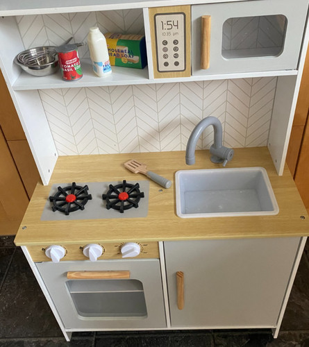 Smyth wooden toy kitchen - wooden,