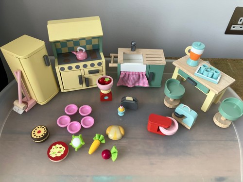 Toy van wooden daisylane - le,