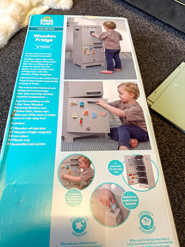 Wooden fridge pretend play - fridge,